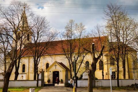 Ubytovanie Dobra Lipa Pozsony Kültér fotó