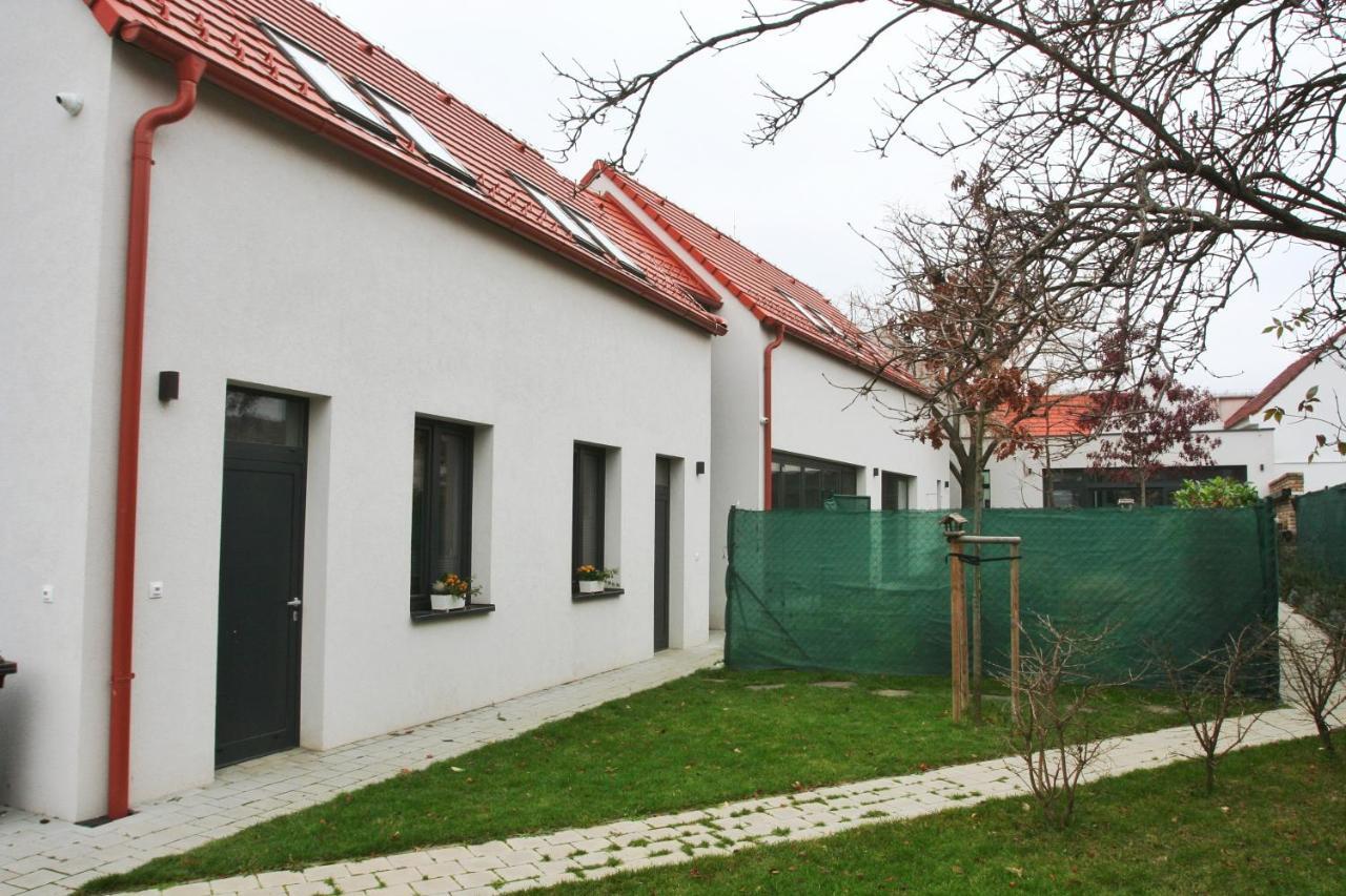 Ubytovanie Dobra Lipa Pozsony Kültér fotó